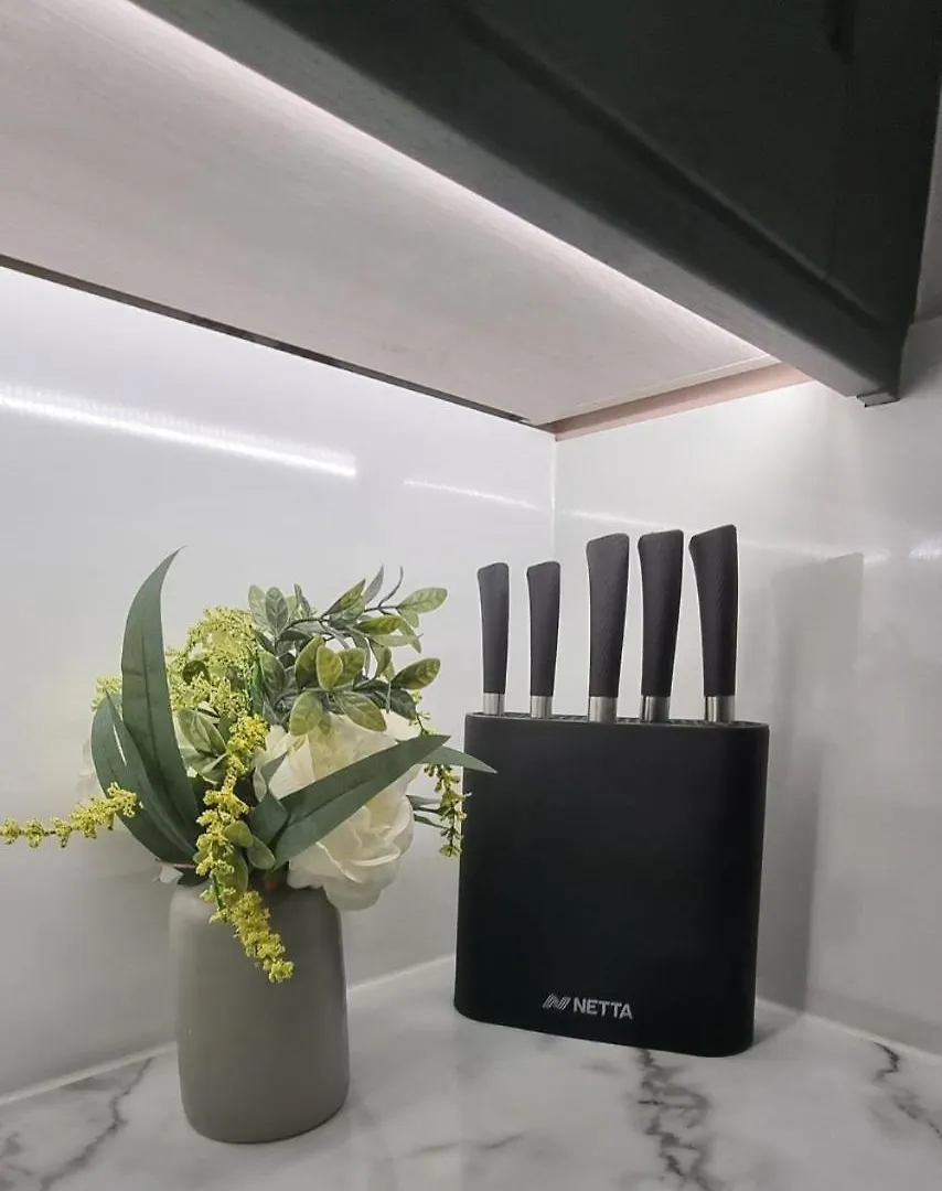 Cosy 1 Bedroom Apartment 브라이턴